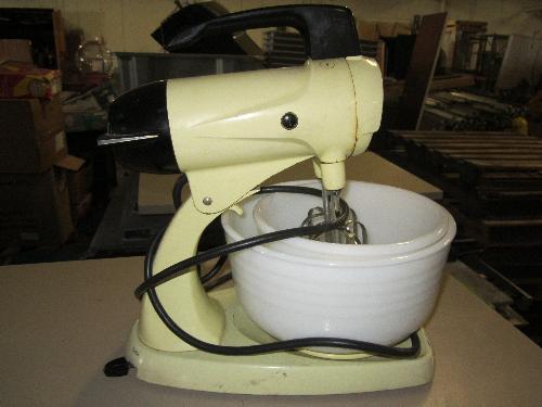 File:Multi Speed Mixers.jpg