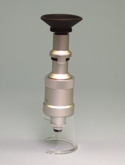 File:Measuring Microscope.jpg
