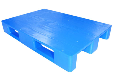 File:Plastic-pallets.jpg