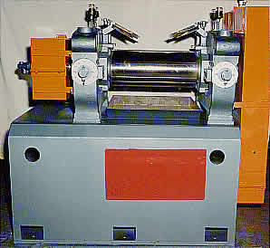 File:Laboratory Mills 1.jpg