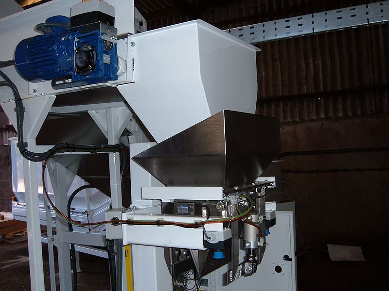 File:Gross weighing system.jpg