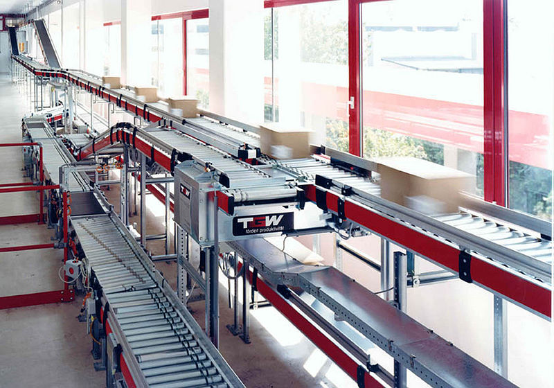 File:Carton Conveyor.jpg