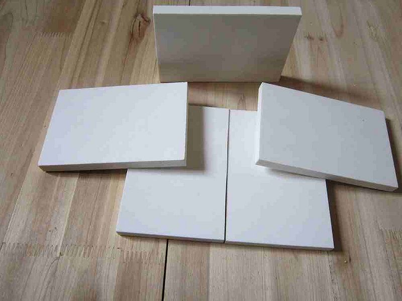 File:Ceramic lined material 01.jpg