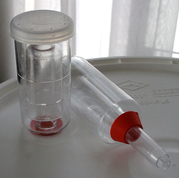 File:Airlocks.jpg